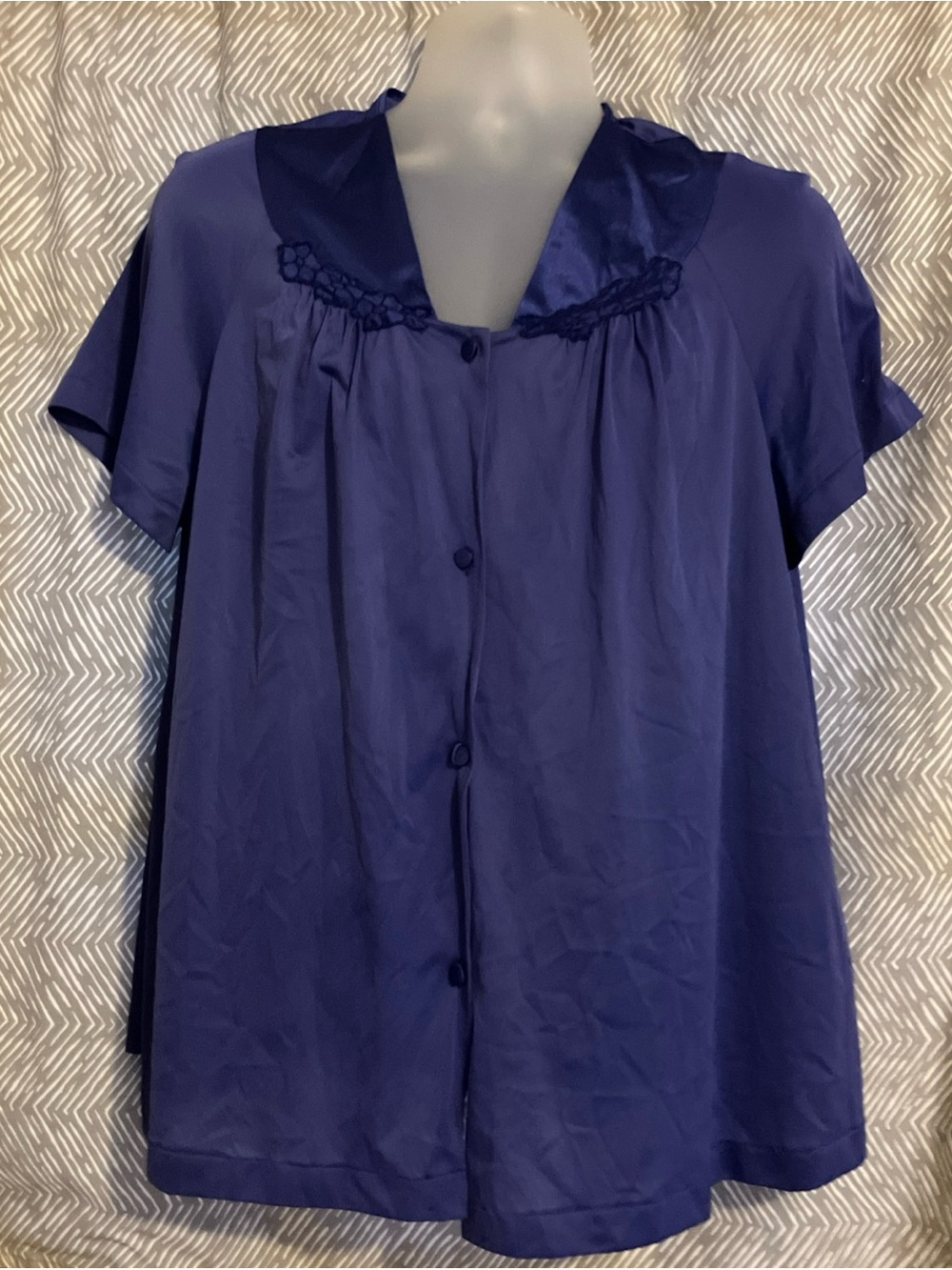 vanity fair sleepwear blouse 1x size purple Vintage